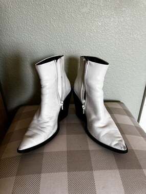 Steve Madden Clarise White Leather Pointed Toe Wedge Ankle Booties